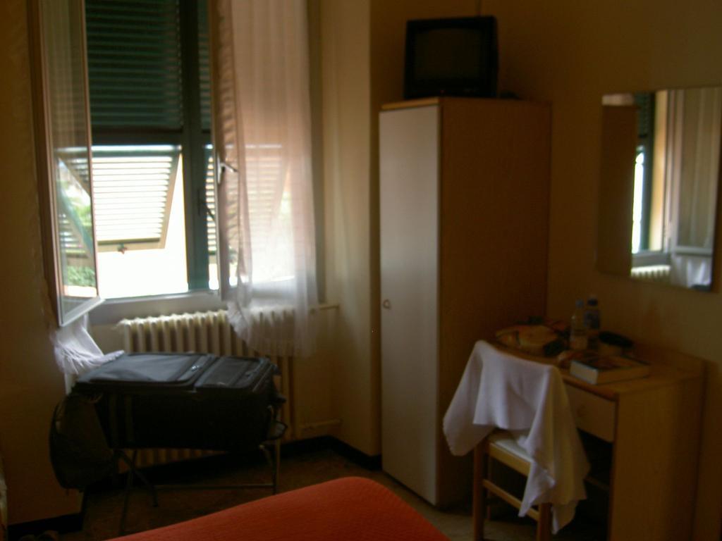 Albergo Kristina Bordighera Szoba fotó